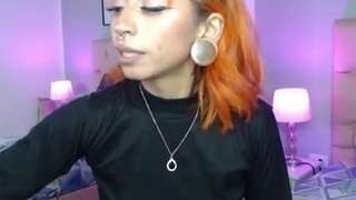 Lara-Doyle nude on live sex chat