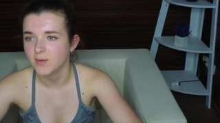 Maaariam nude on live sex chat