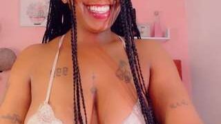 Melany-Giraldo nude on live sex chat