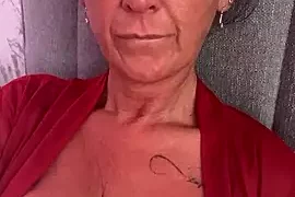 Naughtynanny75 naked strip on webcam for live sex chat