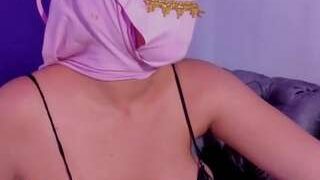 Samira-Alfarsi nude on live sex chat