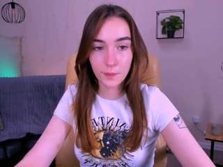 Vikky-dreams nude on live sex chat