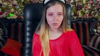 YoursAmanda nude on live sex chat