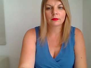 AdriannaMilf nude on live sex chat