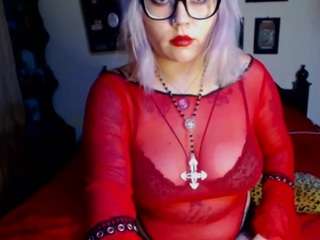 Alaska Saint nude on live sex chat