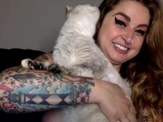 Ari A. nude on live sex chat