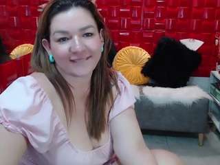 Bigass-alexa nude on live sex chat