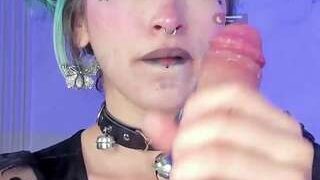 Blue_berry nude on live sex chat