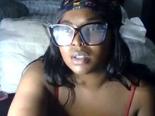 Brownsugacakez nude on live sex chat