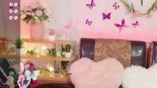 Cute-Velvet-Moon nude on live sex chat