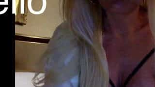 Danicaitzyy26 nude on live sex chat
