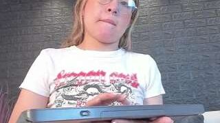 Danielle-Soto nude on live sex chat
