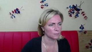 EvaSeyv nude on live sex chat