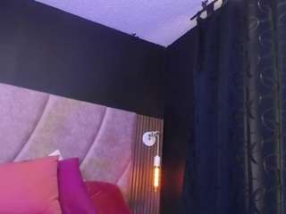 ISA-GIRALDO nude on live sex chat