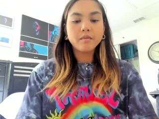 Karebearxx nude on live sex chat