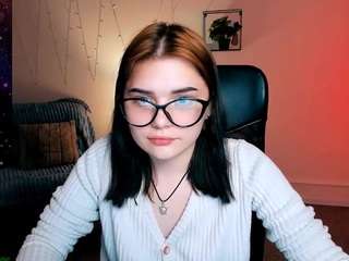 Katarina-feel nude on live sex chat