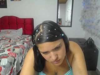 Maibelyyn nude on live sex chat