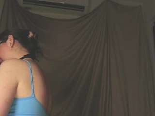 May-Exodus nude on live sex chat