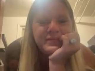 PrettyAzzKay nude on live sex chat