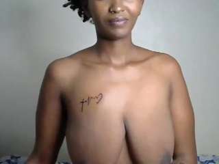 PrettyTeex nude on live sex chat