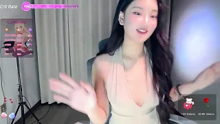 qwqing naked strip on webcam for live sex chat