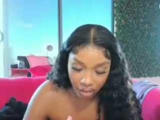 SupremeGirlNneka nude on live sex chat