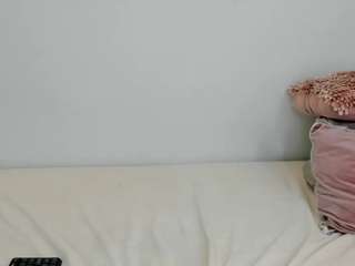 VoluptuousVixenVicky nude on live sex chat