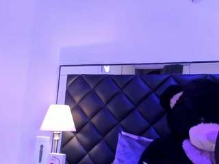 AlanaCooperr nude on live sex chat