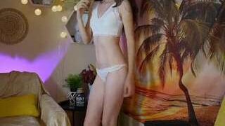 AvaTaylor nude on live sex chat