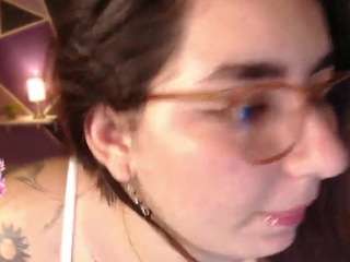 CLARA-OX nude on live sex chat
