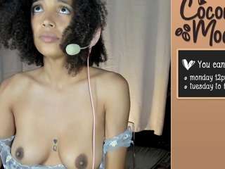 Coconut_mocha nude on live sex chat