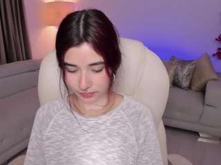 EvelynJohns nude on live sex chat