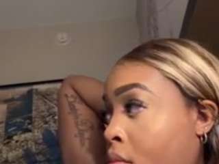 Hazelhoneyxo nude on live sex chat