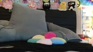 HoneyHide0ut444 nude on live sex chat