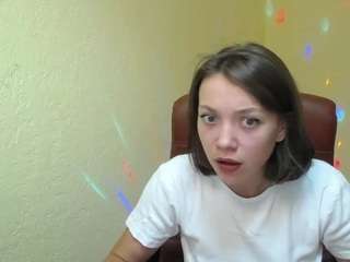 KiraDripe nude on live sex chat