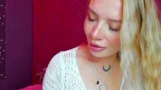 Kristy nude on live sex chat