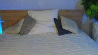 LalaT0rres nude on live sex chat