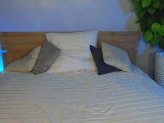 LalaT0rres nude on live sex chat