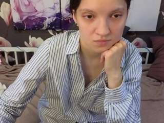 MelanieGrand nude on live sex chat