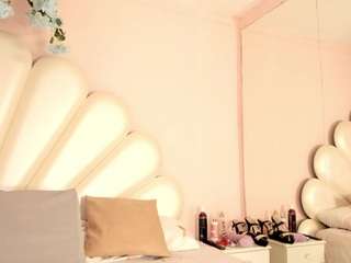 Salome-lewis nude on live sex chat