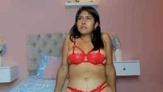 Saralondon nude on live sex chat