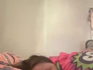 SlutyLily nude on live sex chat