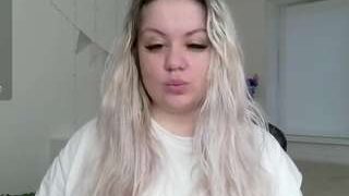 You-dreams nude on live sex chat