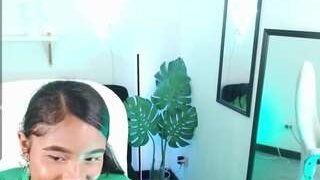 Alana-brunett nude on live sex chat