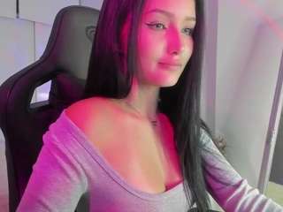 AvreliaLui1 nude on live sex chat