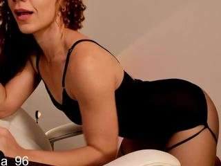 CamilaEllison nude on live sex chat