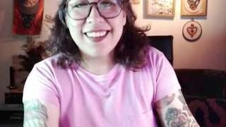 Didi-loves nude on live sex chat