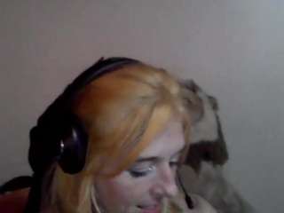 Hannahkisses nude on live sex chat