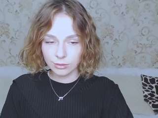 Helen-Honey nude on live sex chat