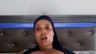 Iamcaramelbunni nude on live sex chat